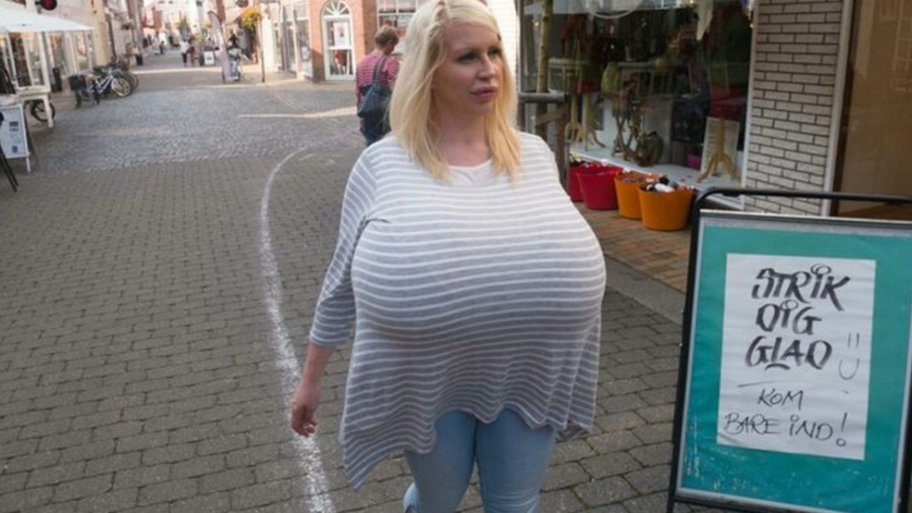 biggest boobs on earth