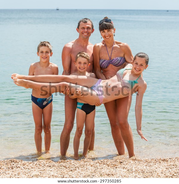 real family nudist videos
