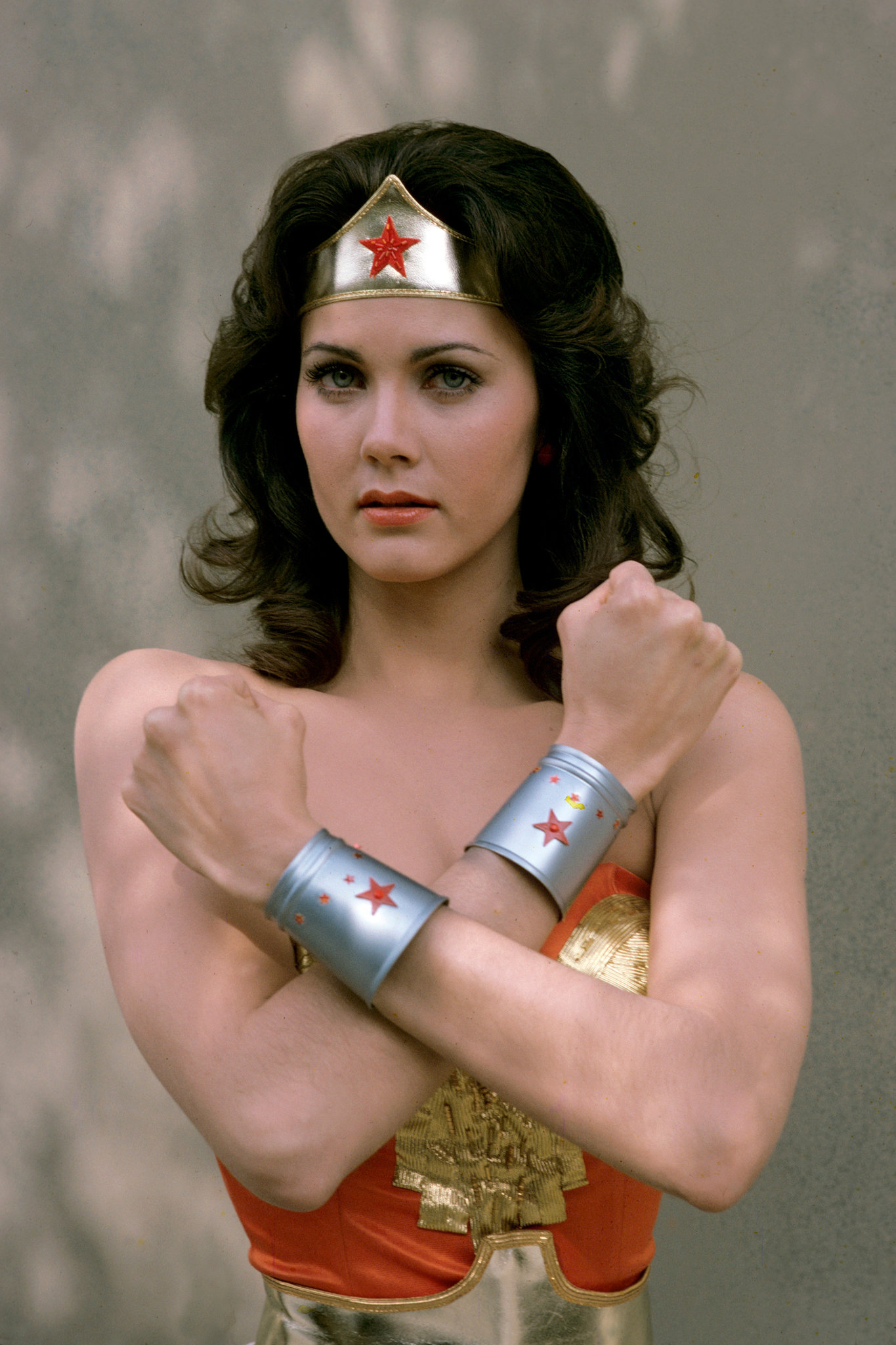 amber bigelow recommends lynda carter wonder woman sexy pic