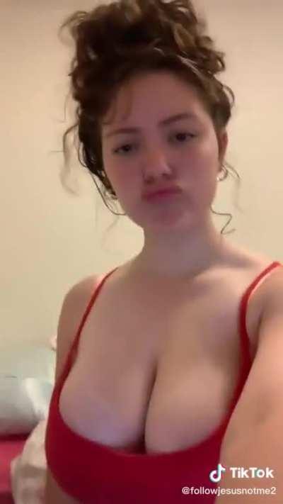 Chubby Teen Webcam Tube pink pussys