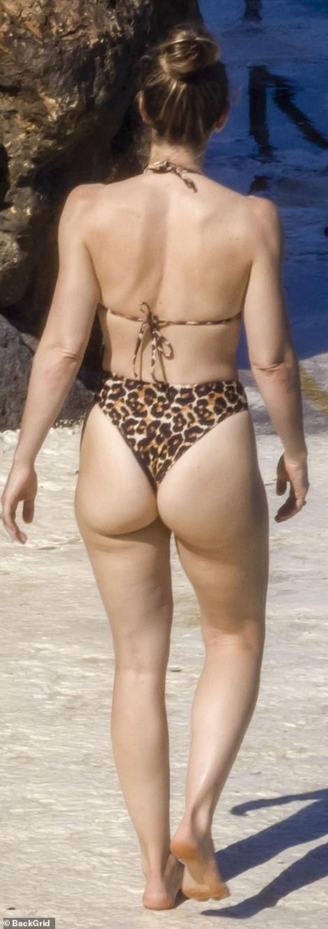 christian grillo recommends Jessica Biel Bathing Suit