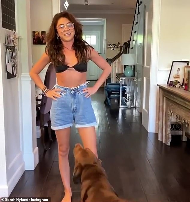 dave malta recommends sarah hyland in underwear pic