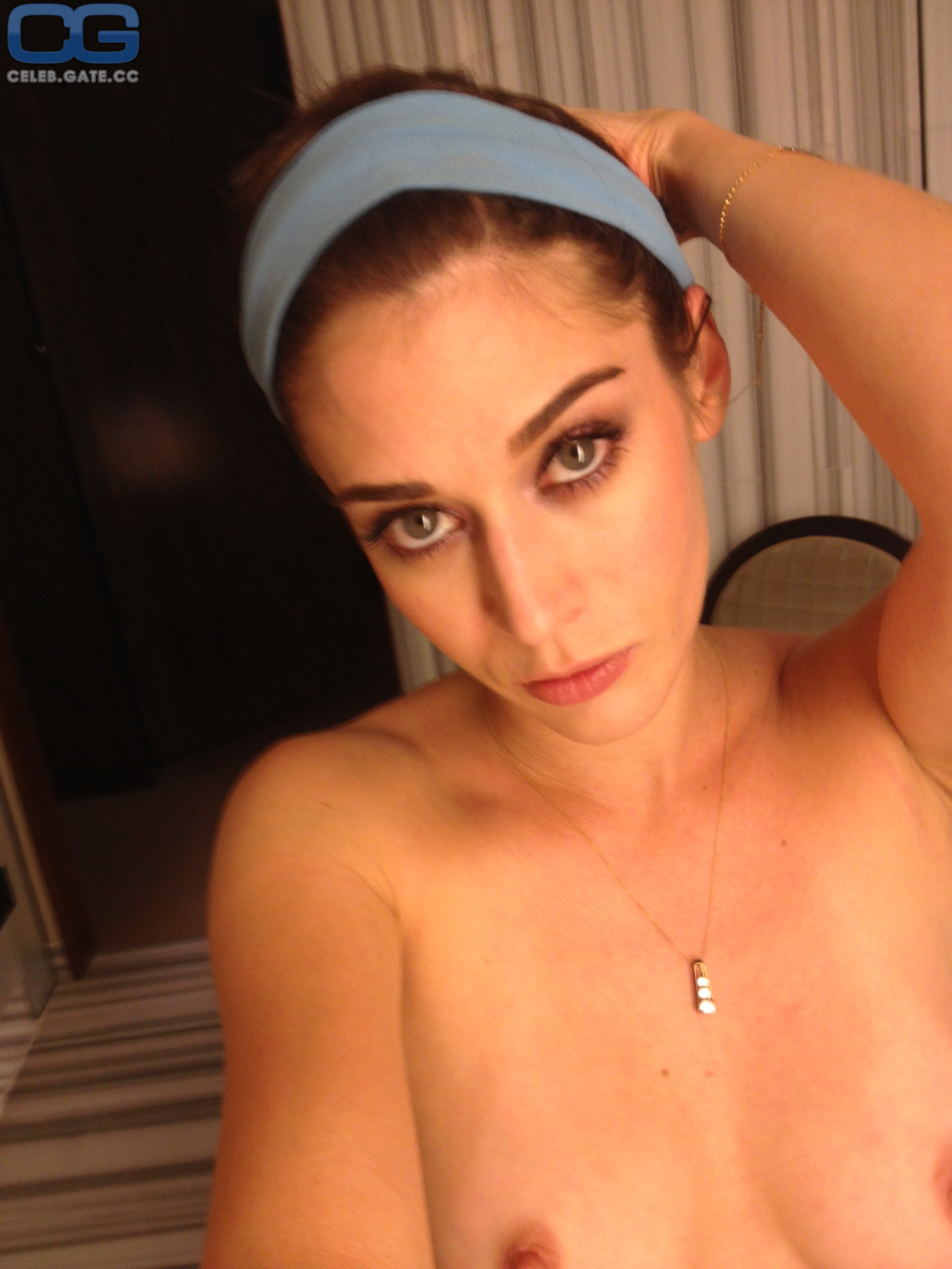 biju lall aryachalil recommends lizzy caplan nude pic pic