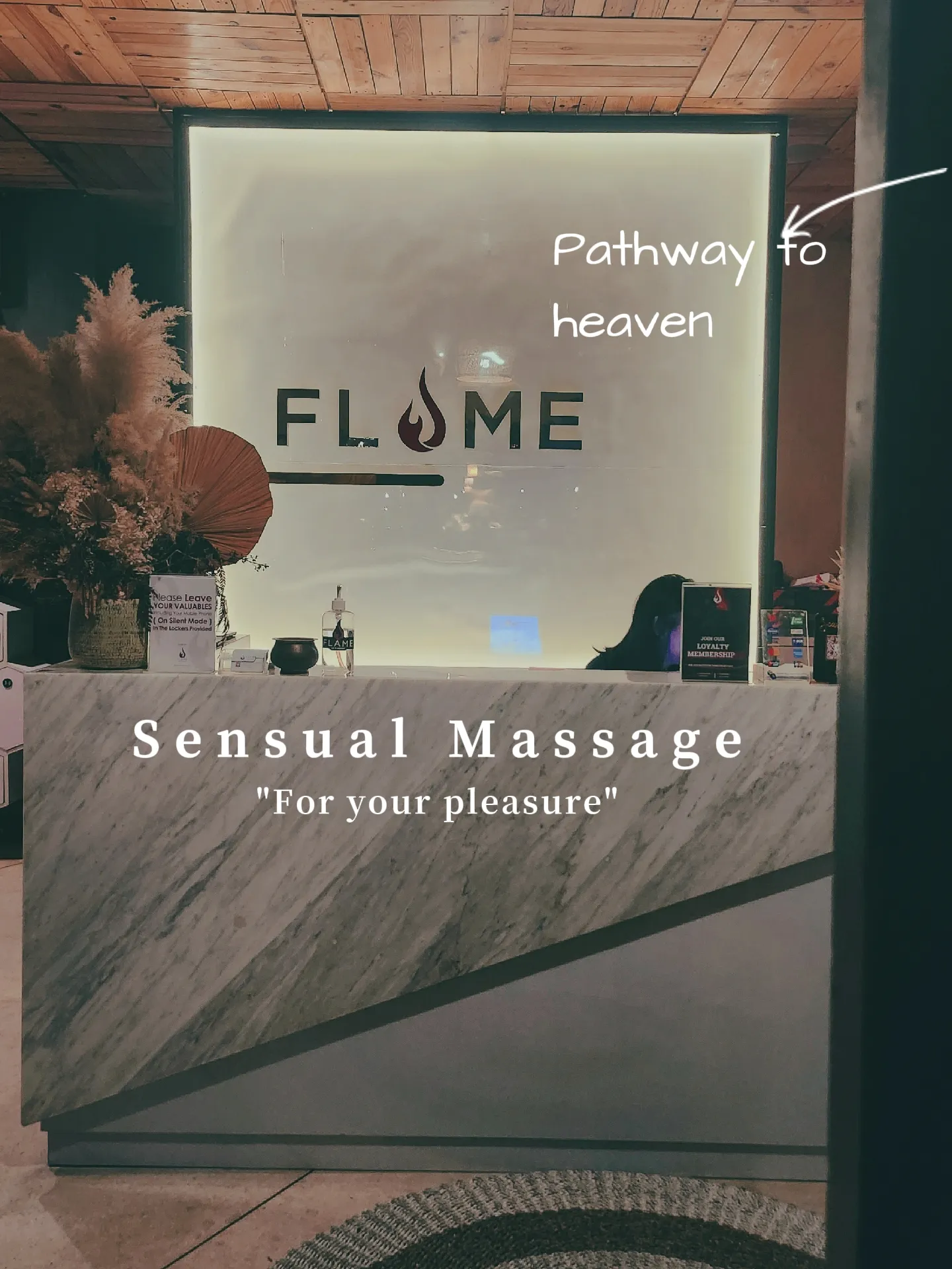 claudia bohm recommends Erotic Massage Gallery