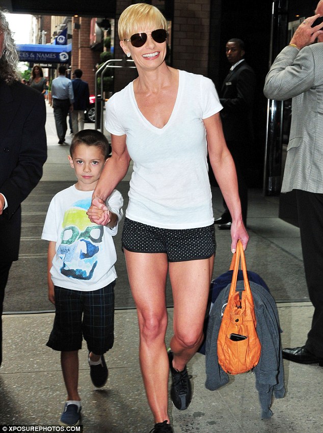 danny burchett recommends Jaime Pressly Legs