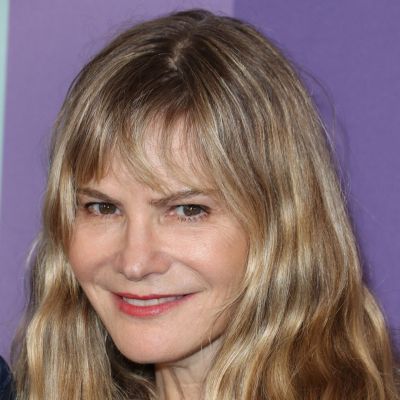 daniel longson recommends Jennifer Jason Leigh Bra Size