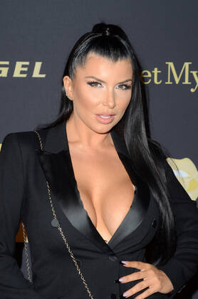 ben grothe add romi rain wiki photo