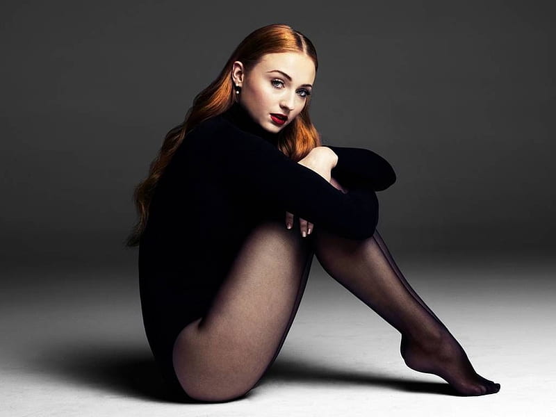 donald wamsley recommends sophie turner pantyhose pic
