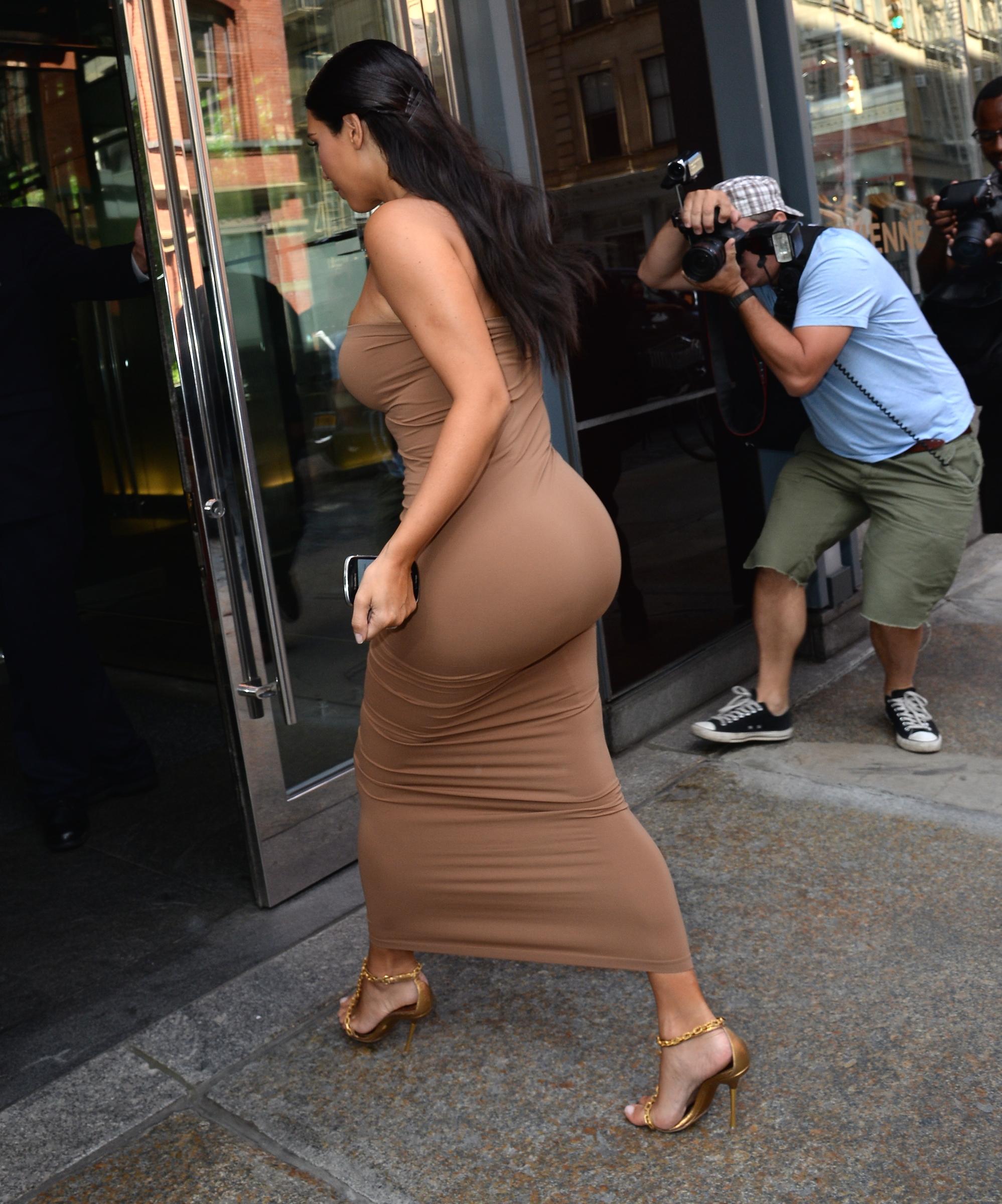 atika tahir recommends how big is kim kardashians ass pic