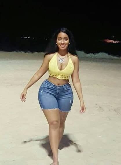 Thick Curvy Latina Women big cumshots