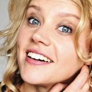 brenda dorris recommends Has Kate Mckinnon Ever Been Nude