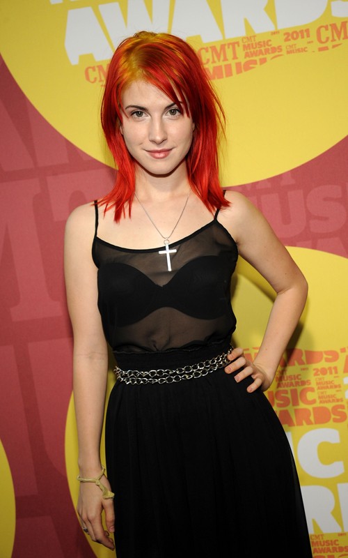 denise trujillo recommends hayley williams tits pic