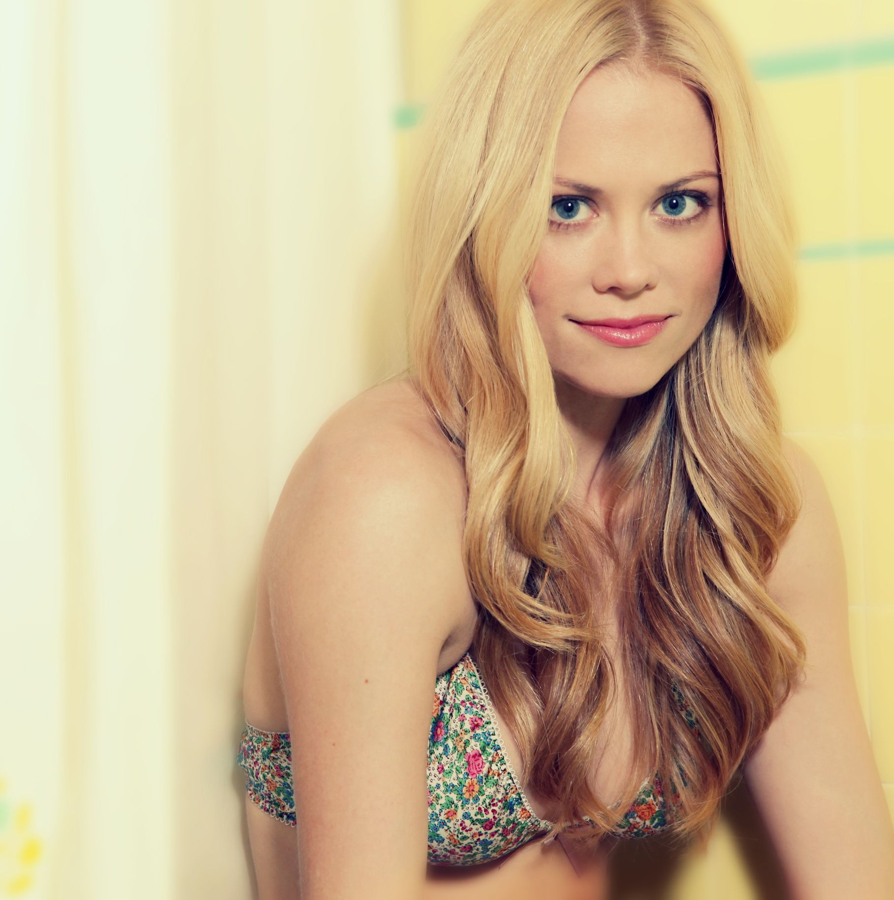 aaron simpson recommends claire coffee nude photos pic