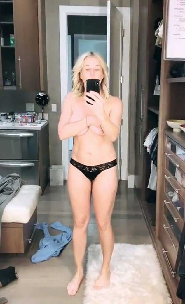 ajit rawat recommends chelsea handler gets naked pic