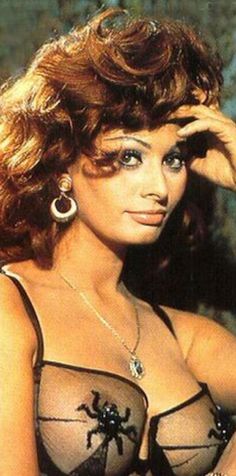 bray anderson recommends Sophia Loren Tits