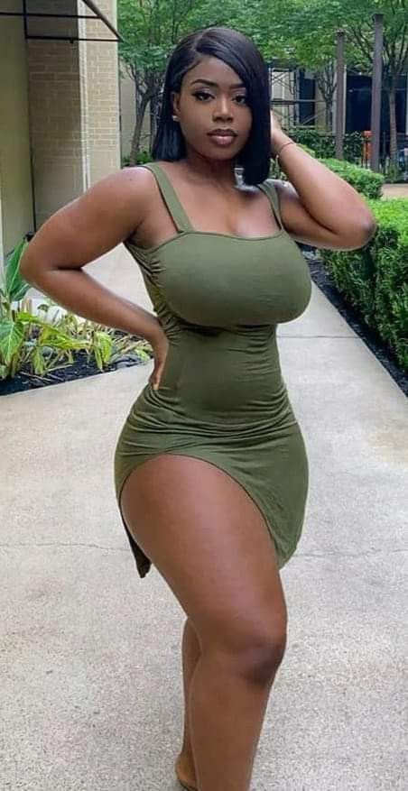 Sexy Curvy Black Girls wand videos