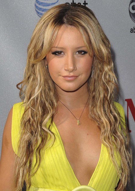 angelica sangre recommends ashley tisdale cleavage pic