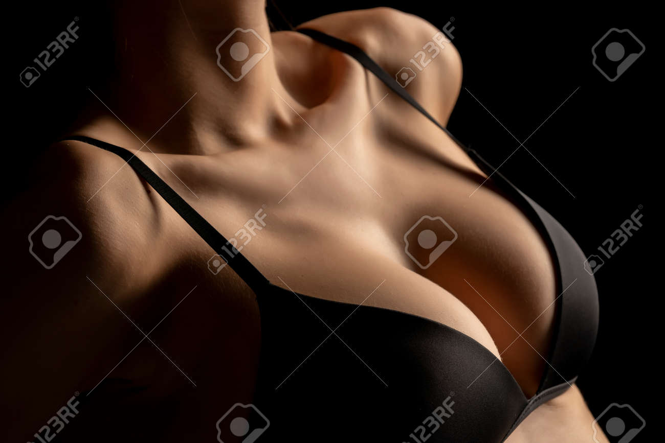 abdelrahman emam add boobs in black bra photo