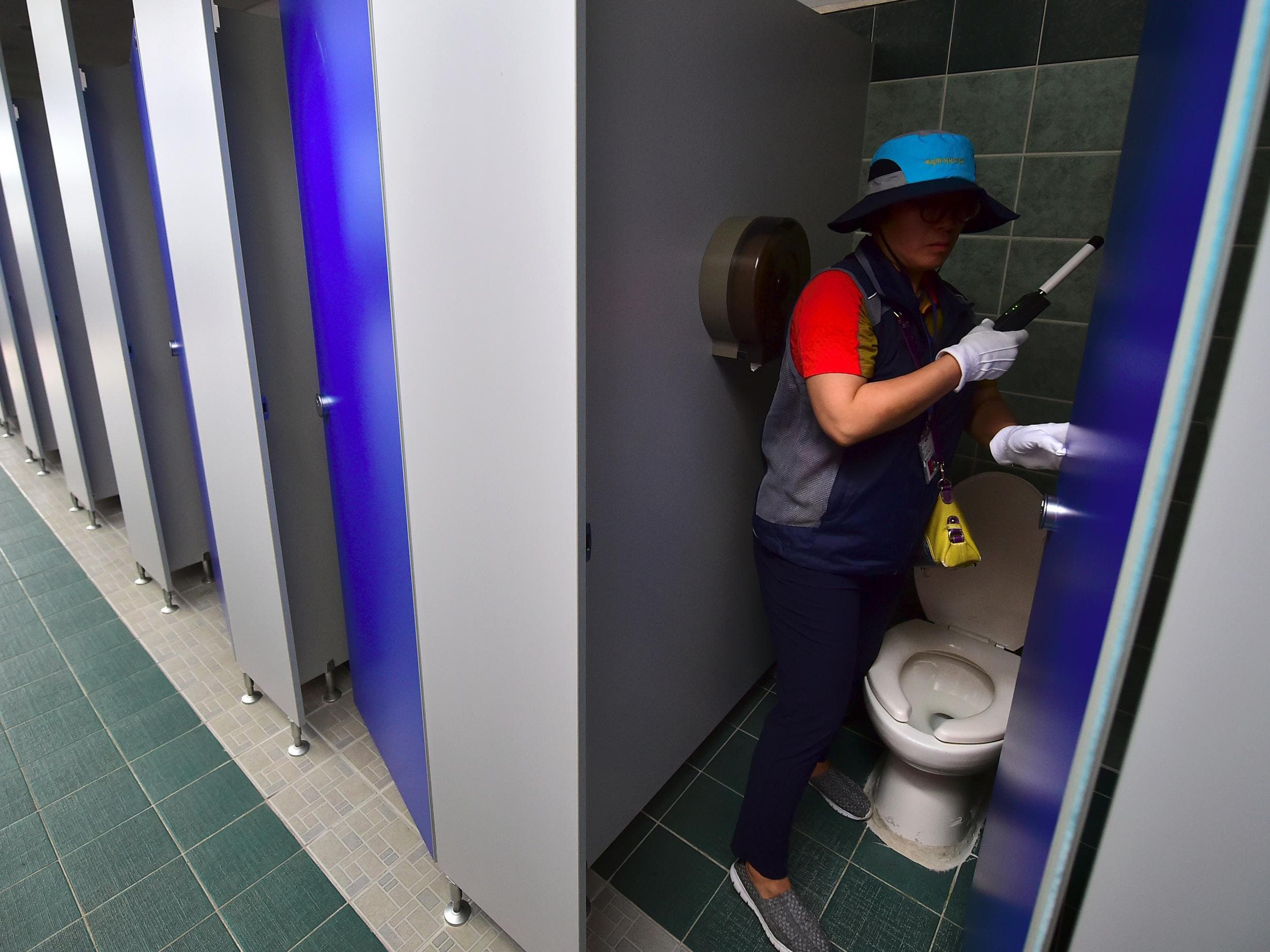 amparo ruvalcaba share hidden camera in women toilet photos