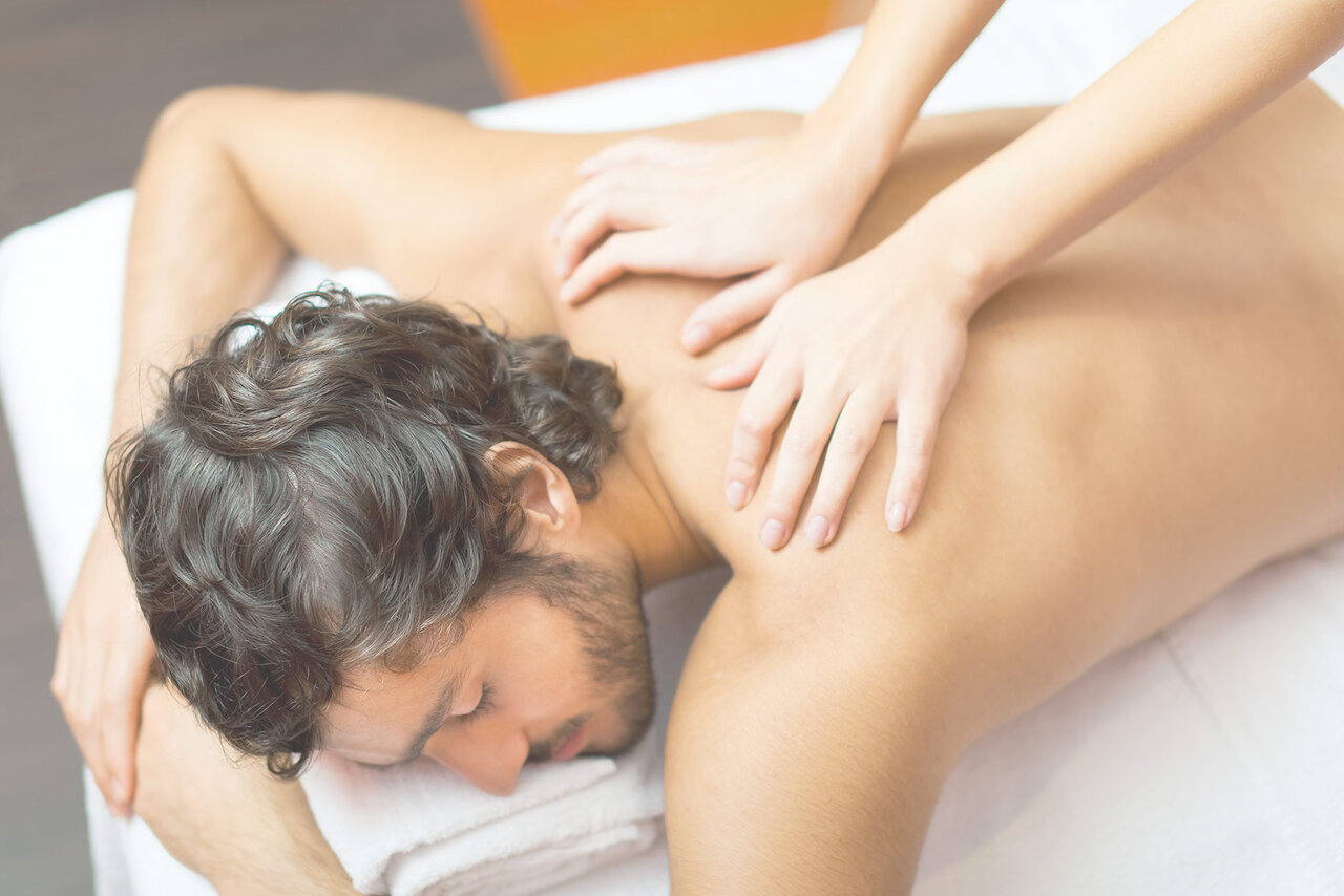 clarisa nelson recommends Happy Ending Massage For Men