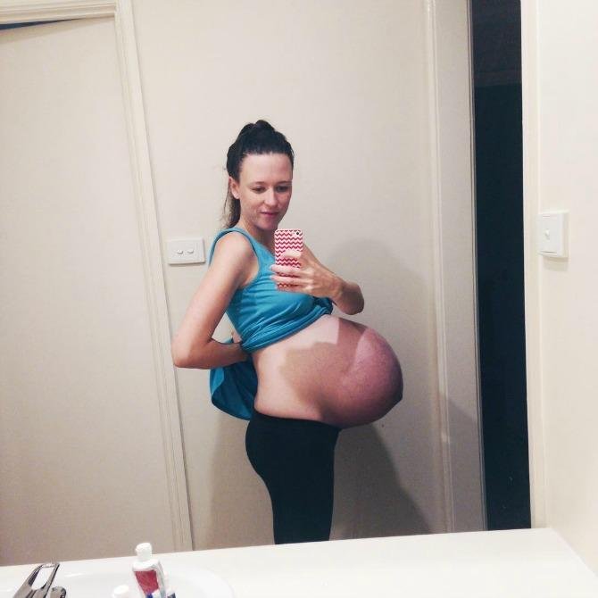 daniela galan recommends pregnant belly expansion story pic