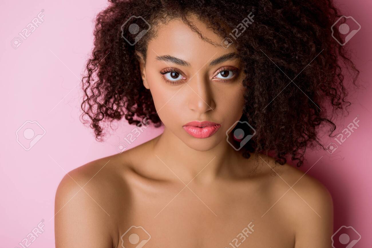 Gorgeous Nude Black Women hardcore squirt