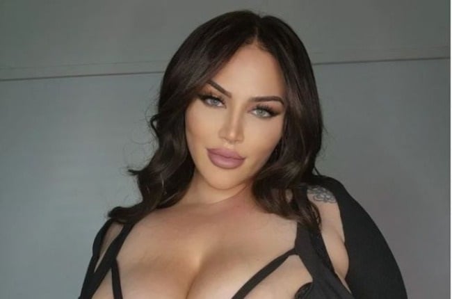 daniel mullery recommends beautiful women big tits pic