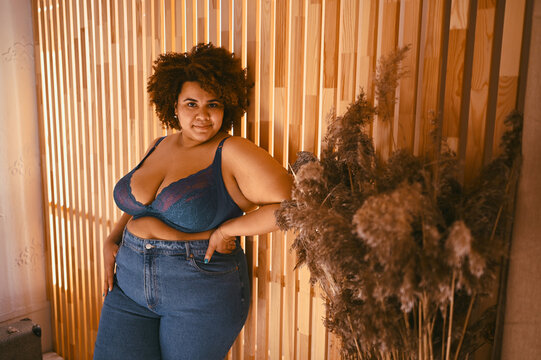 dakota stubbs recommends fat black hairy women pic