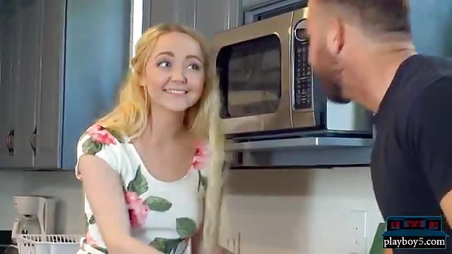 Blonde Hottie Gets Fucked topless marquise
