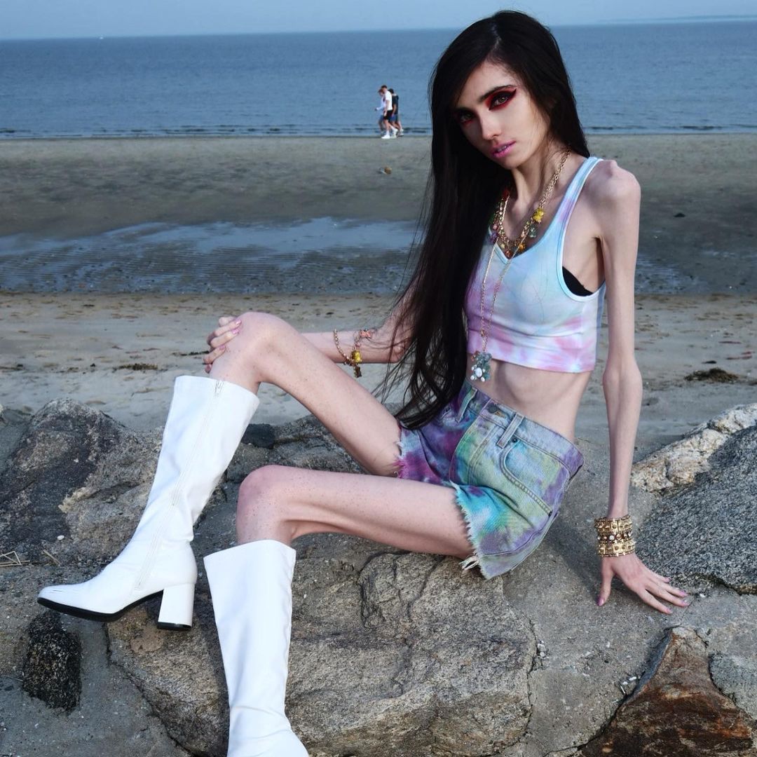 bobo brown recommends whats wrong with eugenia cooney pic