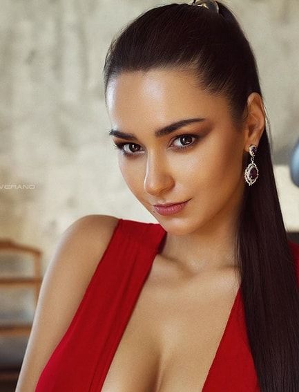 cindy martindale recommends helga lovekaty hot pic