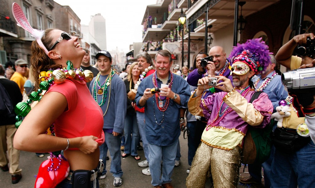 cy valencia share mardi gras flasher photo photos