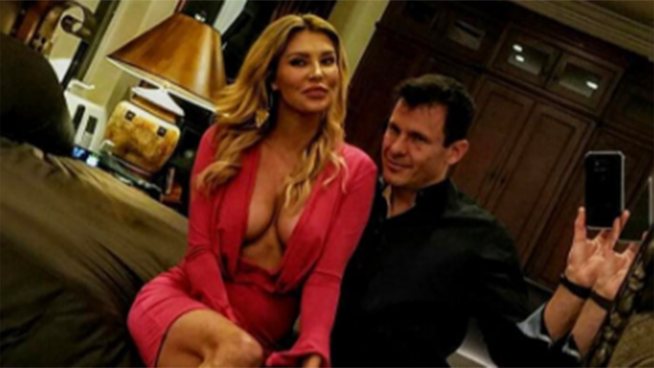 corinthian paule share brandi glanville nude photos