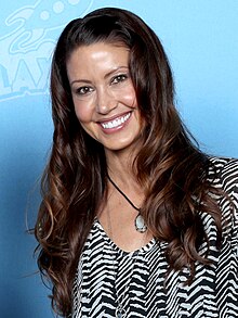 Best of Shannon elizabeth no makeup