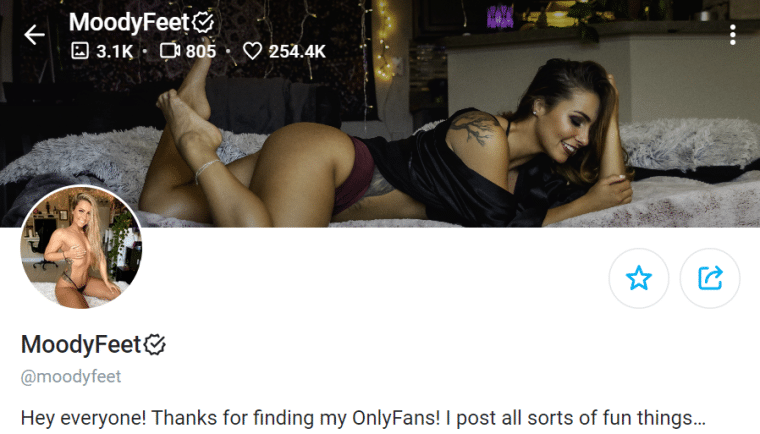 bhawna chauhan recommends lesbian stocking foot fetish pic