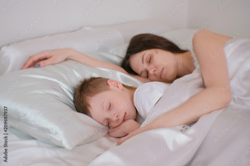 cindy pigott recommends mother son sleeping together pic