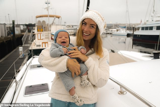 christina bordieri recommends Sailing La Vagabonde Elayna Breast