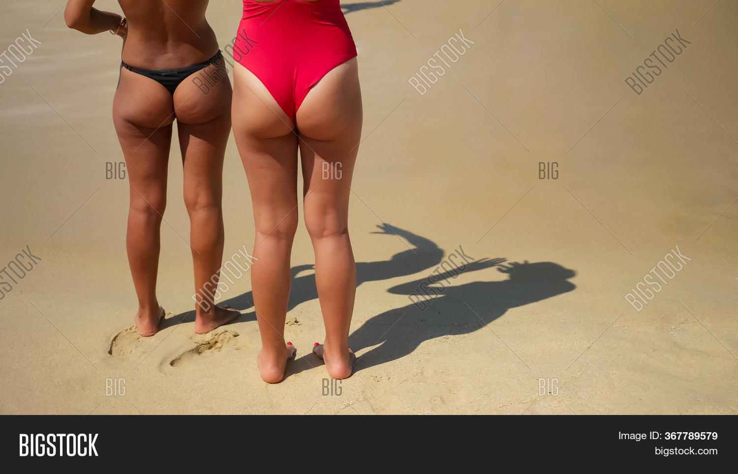 abbas fathel add photo bare beach girls