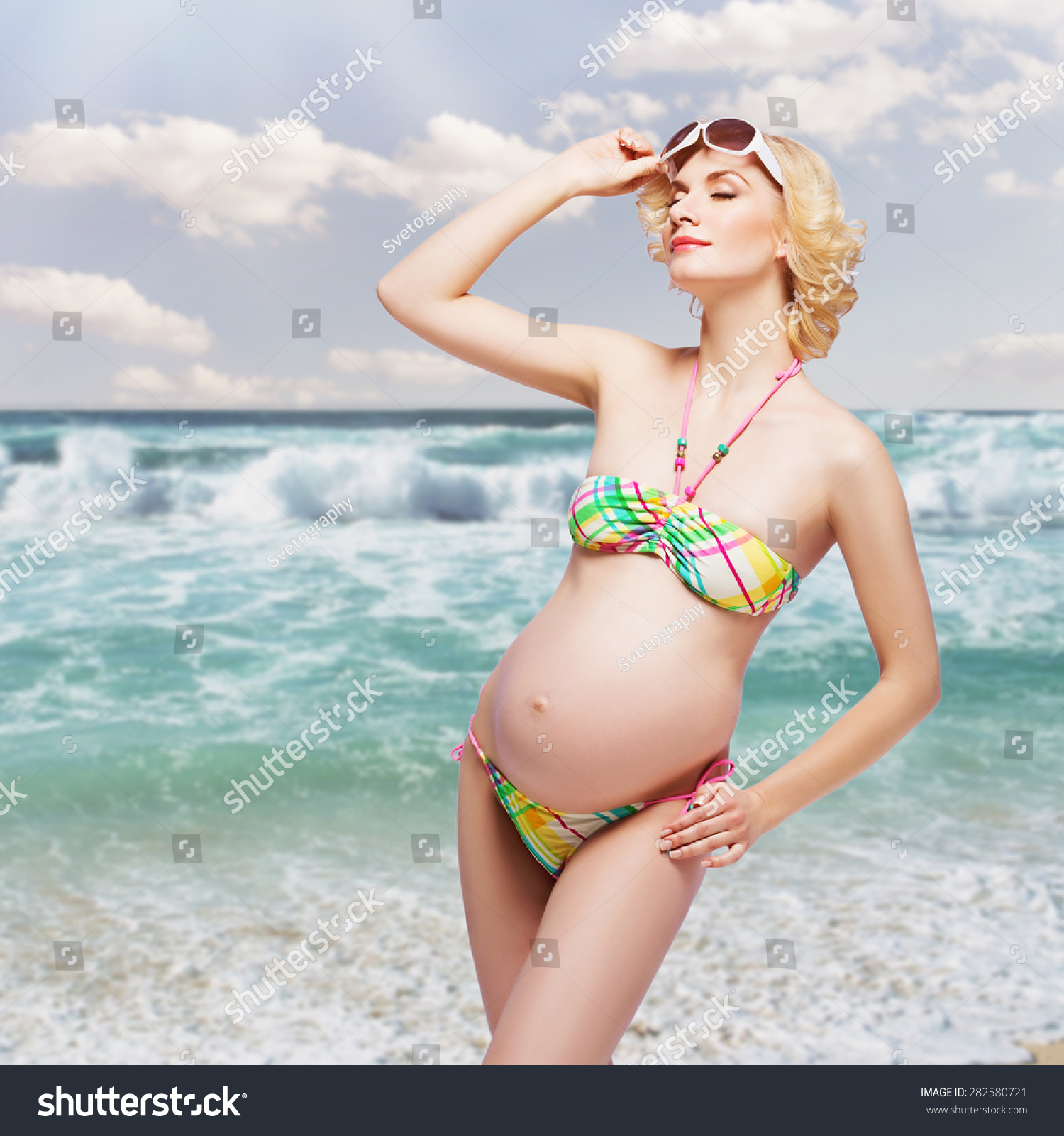 Pregnant Girls In Bikinis maryjane auryn