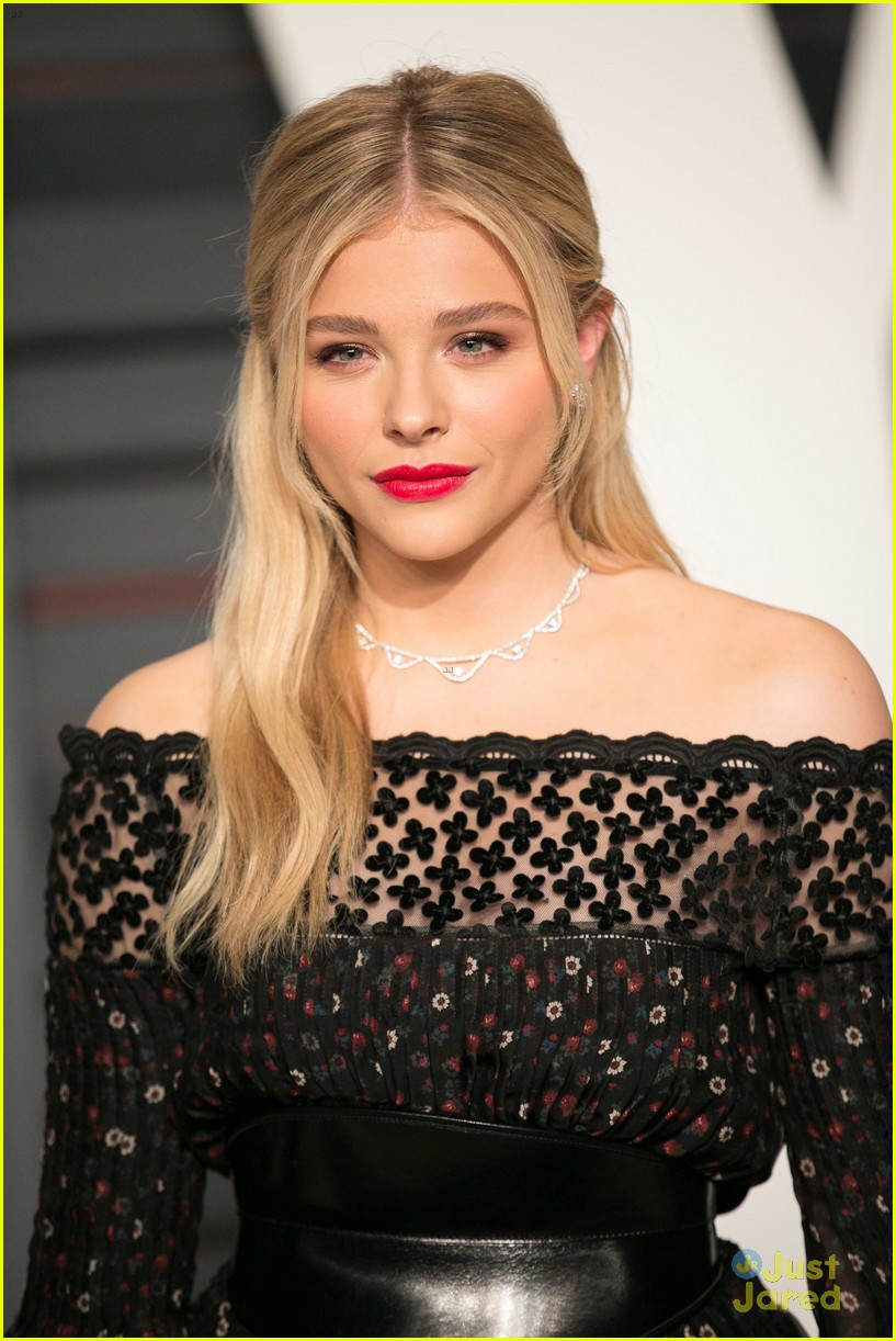 ali sumer recommends Chloe Grace Moretz Nips