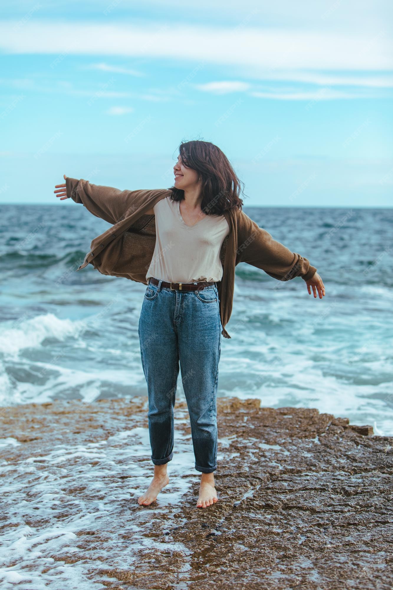 brad silverman share wet jeans beach photos