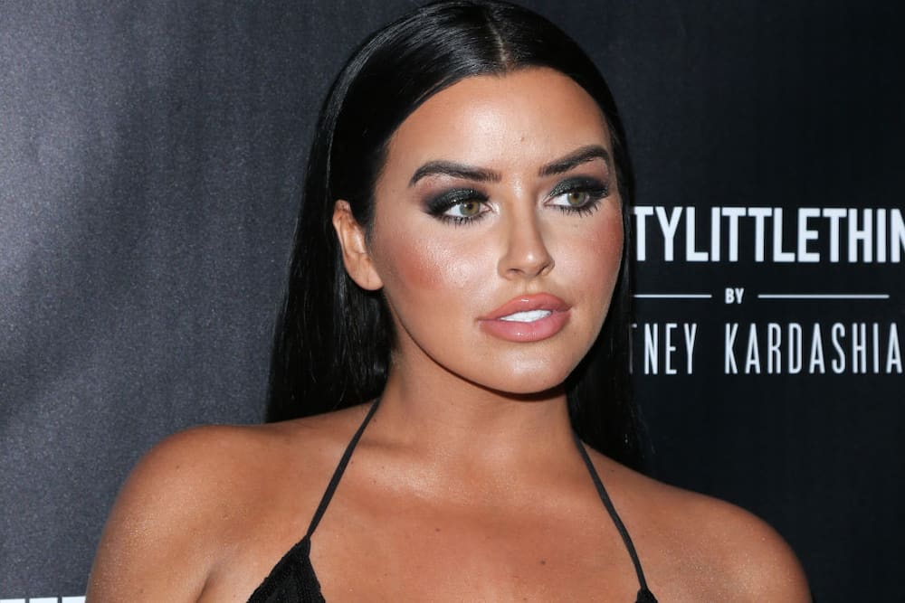 dana galbraith share abigail ratchford measurements photos