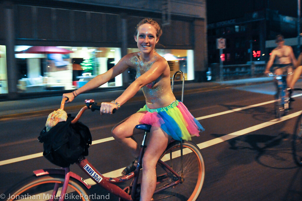 annika peters share naked bike ride portland or photos
