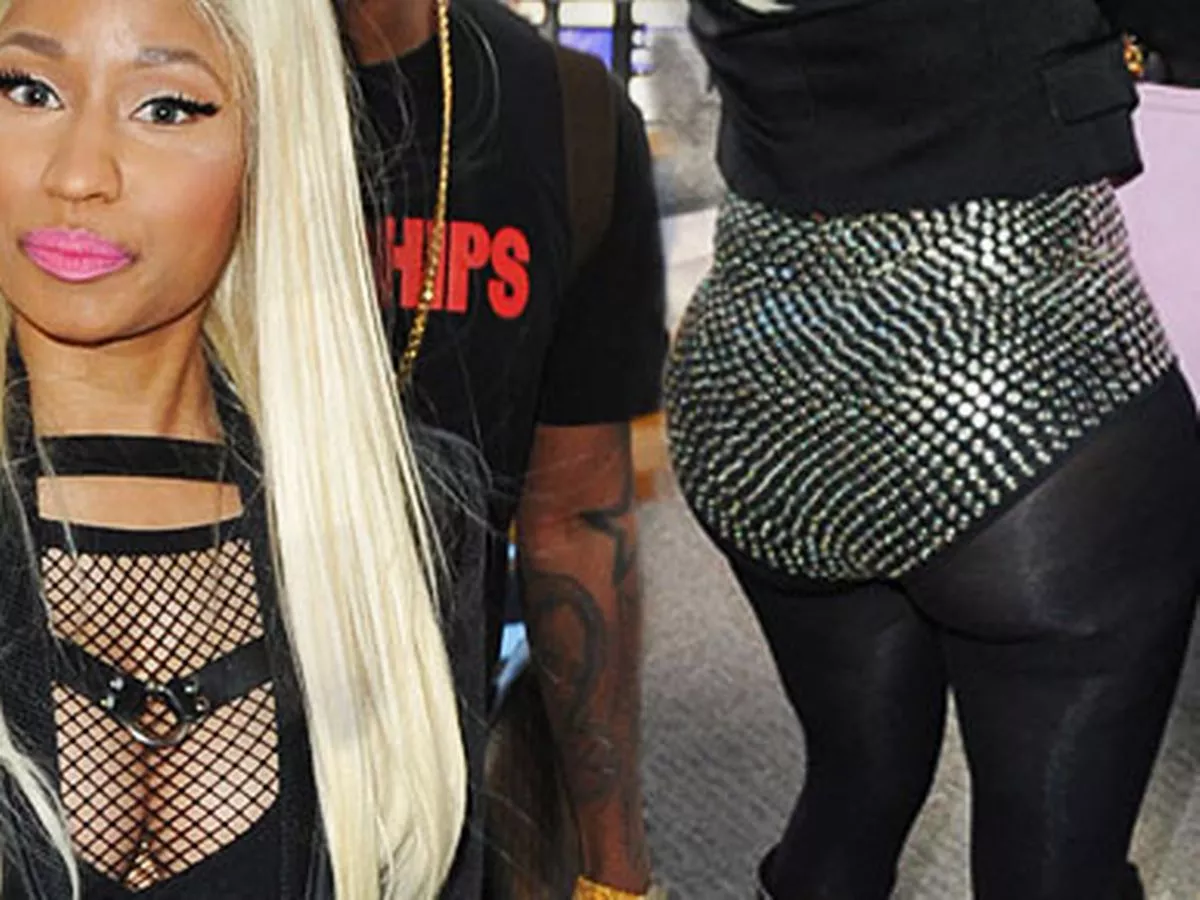 brian baynon recommends nicki minaj in booty shorts pic