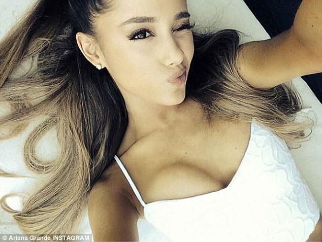 Ariana Grande Racy Pics kix ed