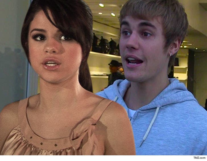 adel yassine recommends selena gomez leaked naked pic