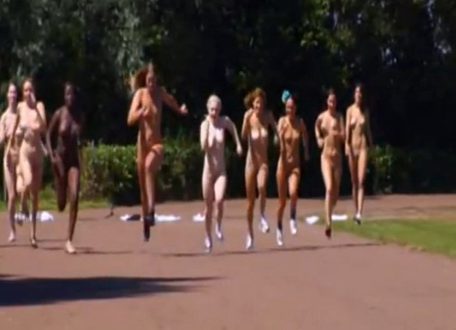 anum obaid add photo nude women running video