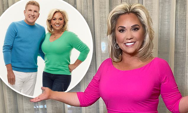 chris truitt recommends julie chrisley bra size pic