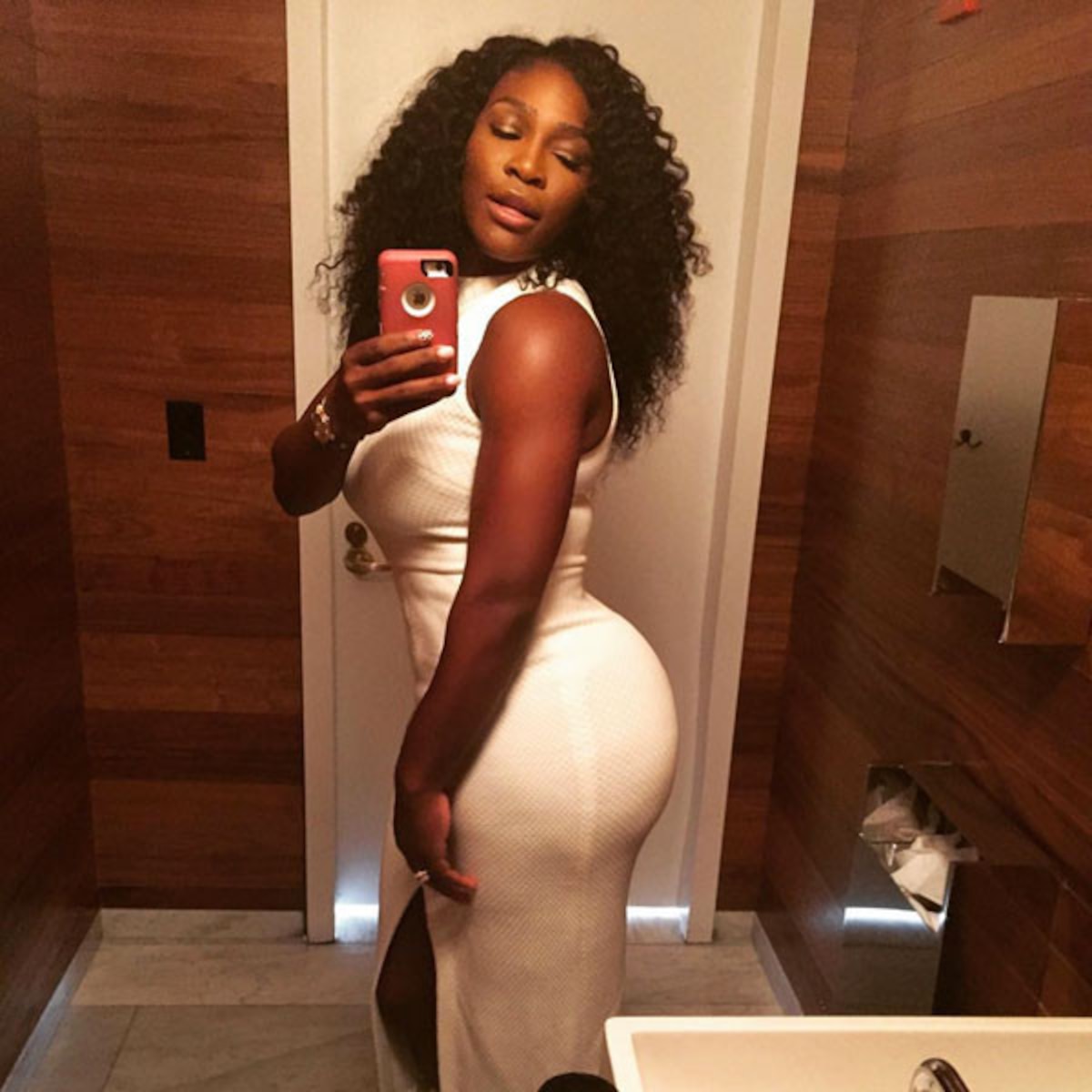 ali vega recommends serena williams butt photos pic