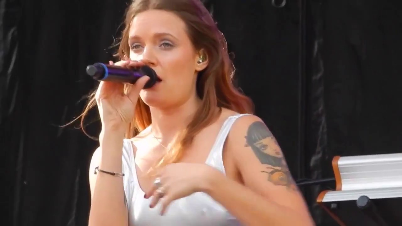 cody feist recommends tove lo boob flash pic